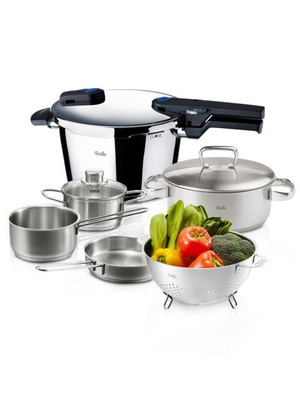 太逆天！德國人的廚房 當(dāng)家居空間化身精密實(shí)驗(yàn)室